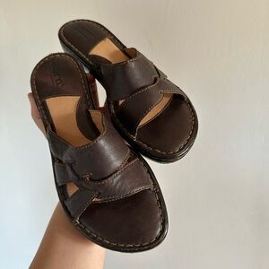 Born Dark Brown Genuine Leather Women's Sandals Low Chunky Heel